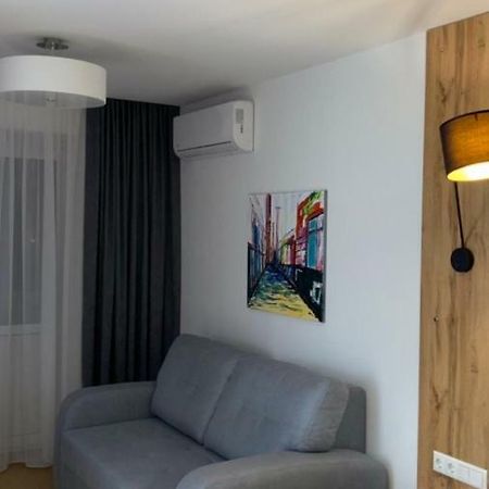 Пр Поля 110 Апартаменты Dnipro Extérieur photo