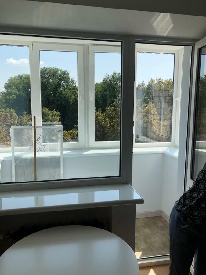 Пр Поля 110 Апартаменты Dnipro Extérieur photo